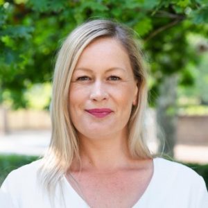 Profile photo of Amanda Aravena